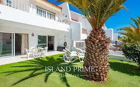 Seaviews Garden Holiday With Palms In Sand Club Sc171
